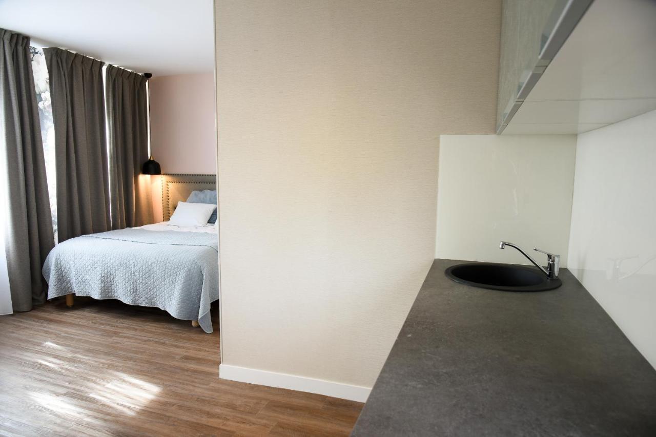 Auberge La Renaissance Asnieres-sur-Oise ภายนอก รูปภาพ